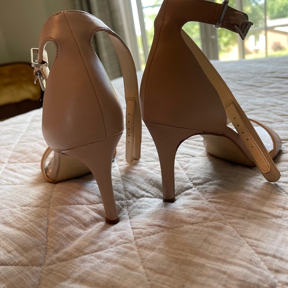 Used Nine west Pruce ankle strap sandals - Picture 2 of 3